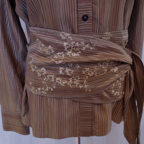 Andy the Anh Embroidered Faux Wrap Shirt- Sz. Med - Picture 3 of 6